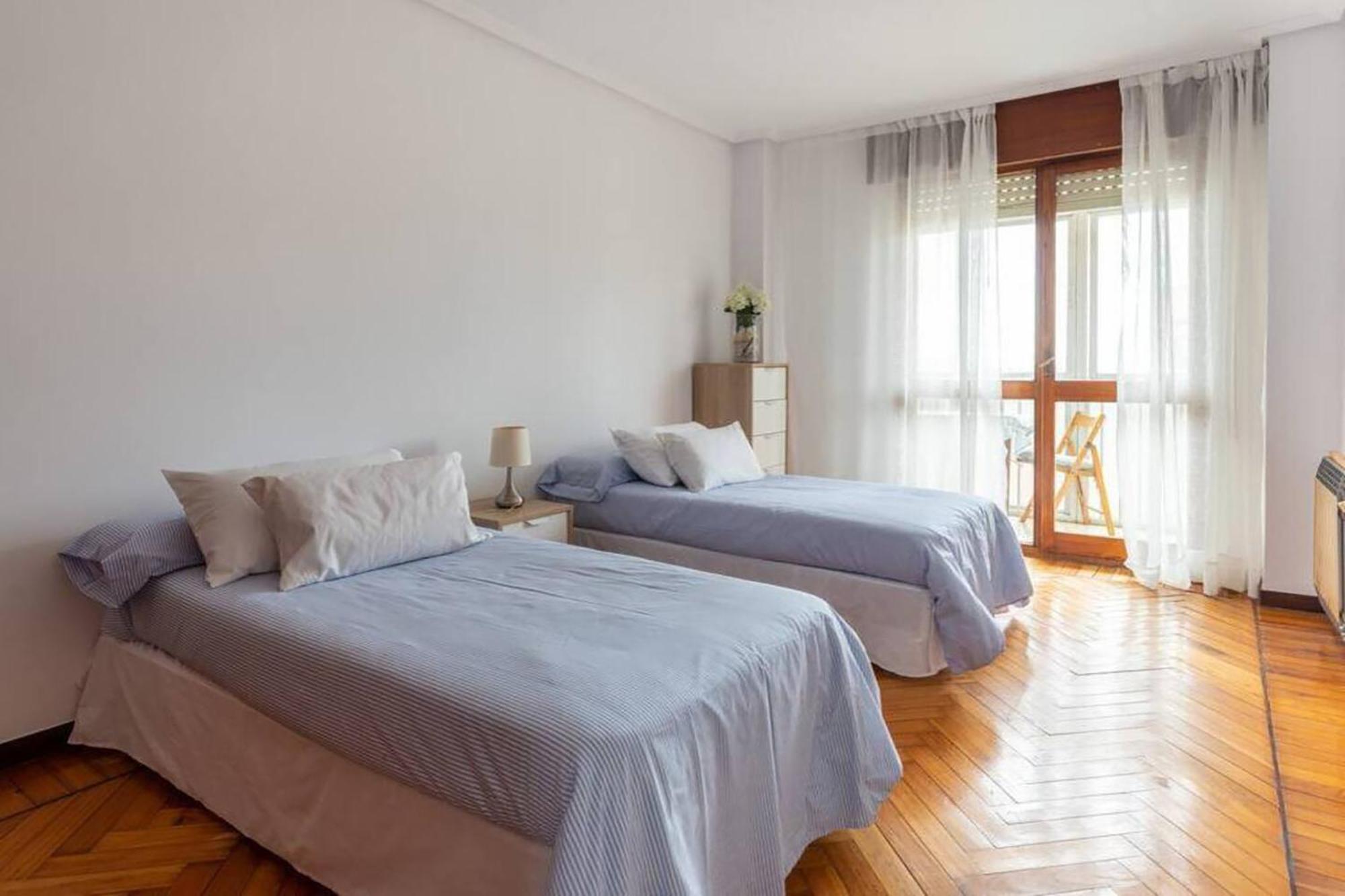 Apartamento En Alto Miranda Con Parking Apartment ซานตานเดร์ ภายนอก รูปภาพ